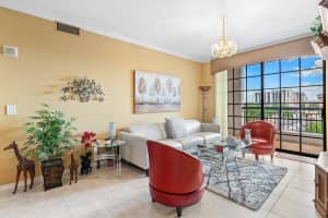233 S Federal Highway 519, Boca Raton, FL 33432 - MLS#R11122299