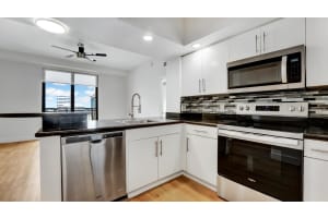 110 N Federal Highway 1505, Fort Lauderdale, FL 33301 - MLS#R11122302