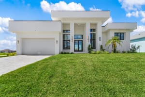4240 NW 33rd Lane, Cape Coral, FL 33993 - MLS#R11122307