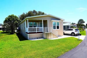 56 Manor Drive, Fort Pierce, FL 34982 - MLS#R11122331