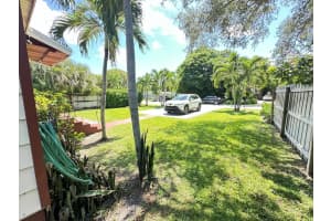 225 13th Street, Delray Beach, FL 33444 - MLS#R11122334