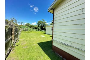 225 NE 13th Street, Delray Beach, FL 33444 - MLS#R11122334