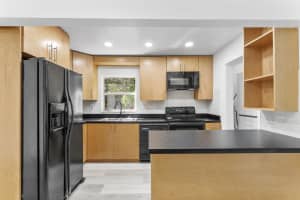 747 NW 1st Terrace, Deerfield Beach, FL 33441 - MLS#R11122351