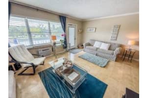 19 Oakridge B, Deerfield Beach, FL 33442 - MLS#R11122364