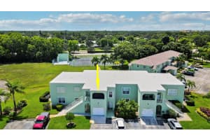 2129 SE Wild Meadow Circle, Port Saint Lucie, FL 34952 - MLS#R11122372
