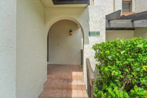5663 Fox Hollow Drive B, Boca Raton, FL 33486 - MLS#R11122373