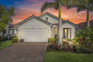 10009 SW Trumpet Tree Circle, Port Saint Lucie, FL 34987 - MLS#R11122378