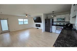 670 Flanders N 670, Delray Beach, FL 33484 - MLS#R11122391