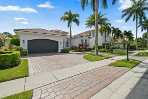 320 Charroux Drive, Palm Beach Gardens, FL 33410 - MLS#R11122393