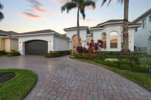 320 Charroux Drive, Palm Beach Gardens, FL 33410 - MLS#R11122393