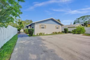 343 SE 4th Avenue, Delray Beach, FL 33483 - MLS#R11122399