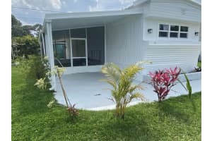 92 NE 15th Terrace, Stuart, FL 34994 - MLS#R11122415