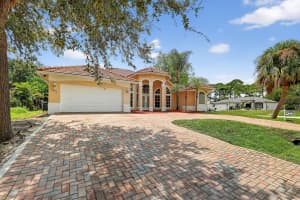 392 SW Kane Avenue, Port Saint Lucie, FL 34953 Sold 11/05/25