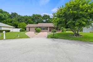 24 Russell Street, Tequesta, FL 33469 Sold 11/17/25