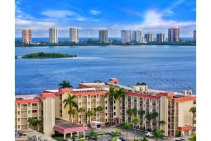 100 Paradise Harbour 502 Boulevard 502, North Palm Beach