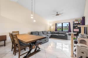 7614 NW 99th Avenue, Tamarac, FL 33321 - MLS#R11122443