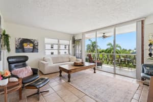 15 S Golfview Road 501, Lake Worth Beach, FL 33460 - MLS#R11122457