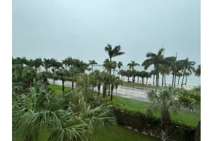 36 Harbour Isle Drive W 304, Fort Pierce, Fl 34949, Hutchinson Island