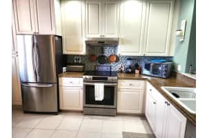 36 Harbour Isle Drive, Fort Pierce, FL 34949 - MLS#R11122475