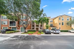 11720 Saint Andrews Place 308, Wellington