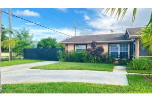 4018 Kent Avenue 4018, Lake Worth, FL 33461 - MLS#R11122504
