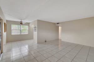 393 Fanshaw J, Boca Raton, FL 33434 - MLS#R11122520