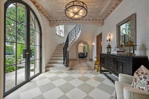 167 Everglade Avenue, Palm Beach, FL 33480 Sold 10/30/25