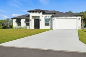 2041 Sw Driftwood Street, Port Saint Lucie