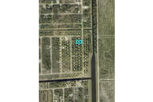 636 Naples Avenue, Lehigh Acres, FL 33974 - MLS#R11122599