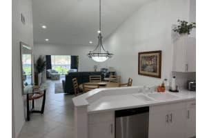 5876 Regal Glen Drive 204, Boynton Beach, FL 33437 - MLS#R11122615