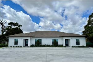 2571 Gulfstream Road, Palm Springs, FL 33406 - MLS#R11122648