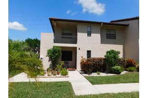 9285 Vista Del Lago 36a, Boca Raton