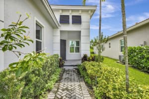 9225 SW Pepoli Way, Port Saint Lucie, FL 34987 - MLS#R11122652
