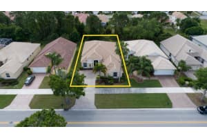 665 Sw Lake Charles Circle, Port Saint Lucie