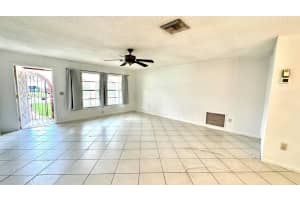 22660 SW 64th Way, Boca Raton, FL 33428 - MLS#R11122727