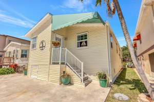 10725 Ocean Drive, Jensen Beach, FL 34957 - MLS#R11122736