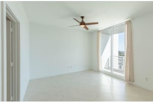 315 NE 3rd Avenue 1706, Fort Lauderdale, FL 33301 - MLS#R11122757