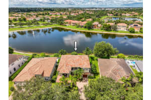 410 Cresta Circle, West Palm Beach, FL 33413 - MLS#R11122774