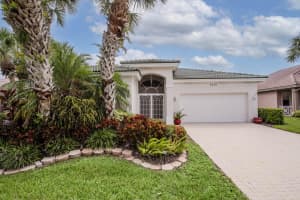 9270 Heron Cove Drive, West Palm Beach, FL 33411 - MLS#R11122776