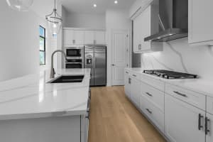 403 SE Via Sangro, Port Saint Lucie, FL 34952 Sold 10/27/25