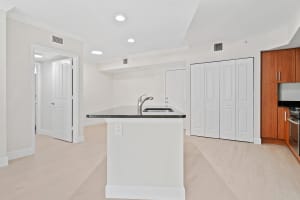 600 S Dixie Highway 636, West Palm Beach, FL 33401 - MLS#R11122802