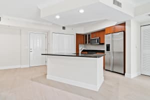 600 S Dixie Highway 636, West Palm Beach, FL 33401 - MLS#R11122802
