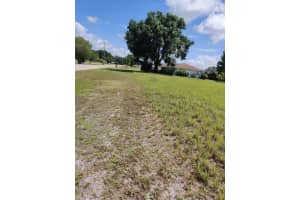 225 Monte Real Boulevard, Sebring, FL 33876 - MLS#R11122804