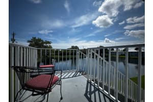 239 SE Village Drive 239, Port Saint Lucie, FL 34952 - MLS#R11122805