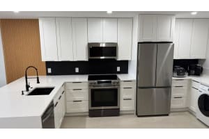 4539 Luxemburg Court 102, Lake Worth