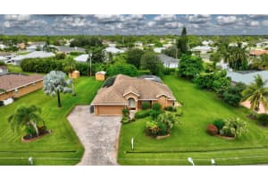 152 SW Hawthorne Circle, Port Saint Lucie, FL 34953 Sold 04/10/26