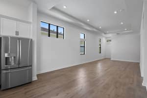 419 SE Via Sangro, Port Saint Lucie, FL 34952 - MLS#R11122830