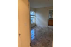 1950 Presidential 2 Way, West Palm Beach, FL 33401 - MLS#R11122832