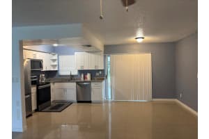 319 NE Camelot Drive, Port Saint Lucie, FL 34983 - MLS#R11122852