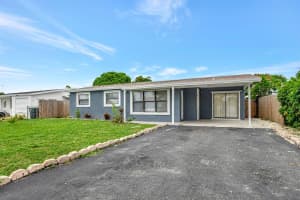 5620 S 38th Street, Greenacres, FL 33463 - MLS#R11122855